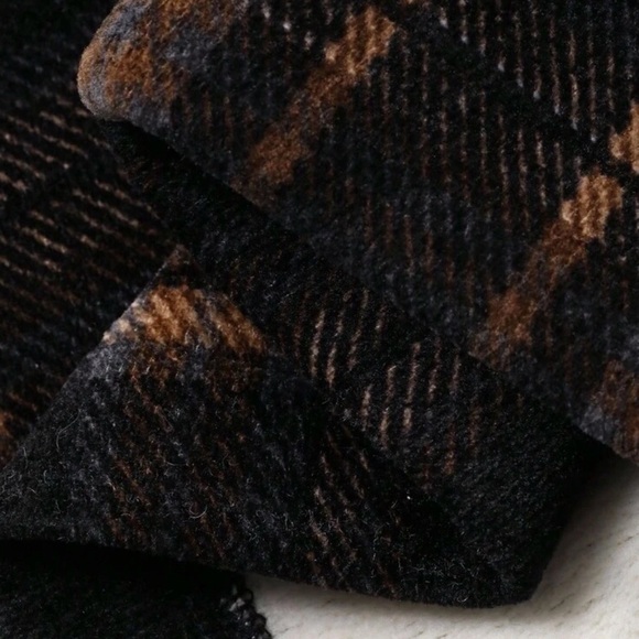 Women's Wide Leg Pants in Black and Brown Plaid - Picture 4 of 6